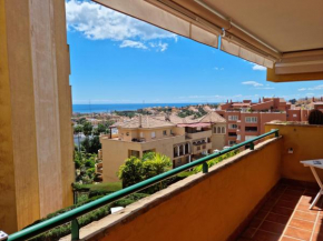096 Relaxing 2 Bedroom Mijas Golf Retreat With Private Garden & BBQ